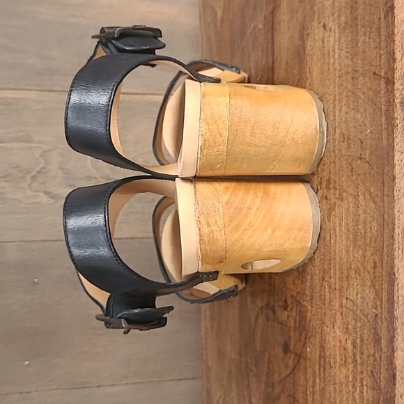 Dansko Clogs Women's sz 36/5.5US Odele Black Tumbled Calf Leather Wood Platforms - Picture 3 of 12